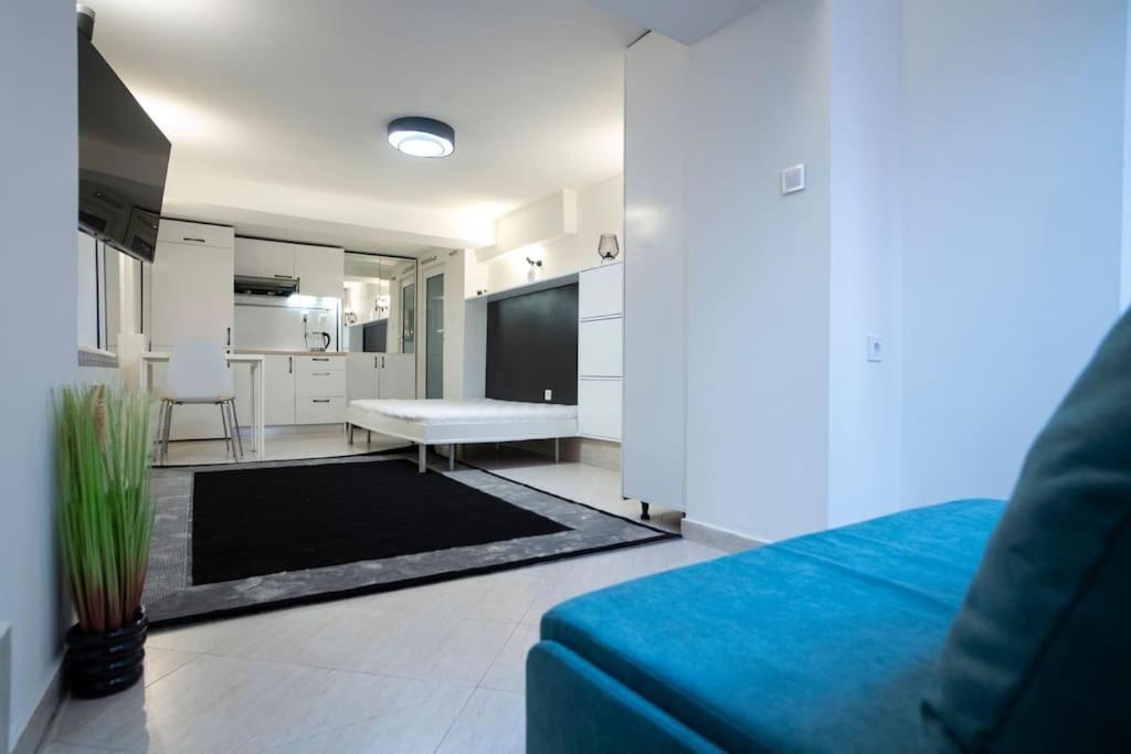 Studio With Courtyard Just Steps Away Vitosha Str Sófia Exterior foto